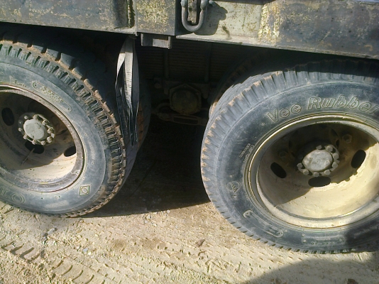 10ล้อหางปลาทุกแบคโฮติดเครน4ตันHINO FM176 เครื่องEH700 วางหัวเก๋งสิงห์ฯ