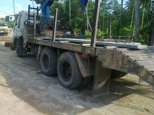 10ล้อหางปลาทุกแบคโฮติดเครน4ตันHINO FM176 เครื่องEH700 วางหัวเก๋งสิงห์ฯ