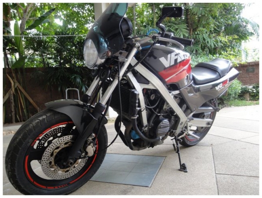 +++ Honda VFR 400F  4สูบเครื่องดี วิ่งมันส์ เก็บงานแล้ว +++