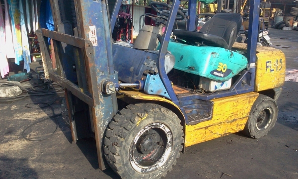 รถโฟล์คลิฟ 3.0 ตัน