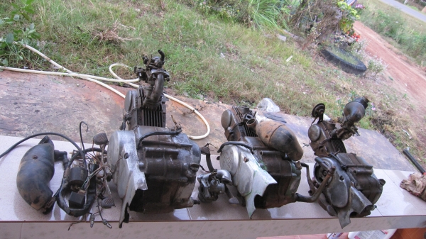 ด่วนๆๆขายๆๆเครื่องชี50ถุกๆๆครับ มียุ3เครื่อ งno-book สนเครื่องไหนว่ามาเลยครับ ช้าอดหมดก่อนครับสนใจ080-1696651