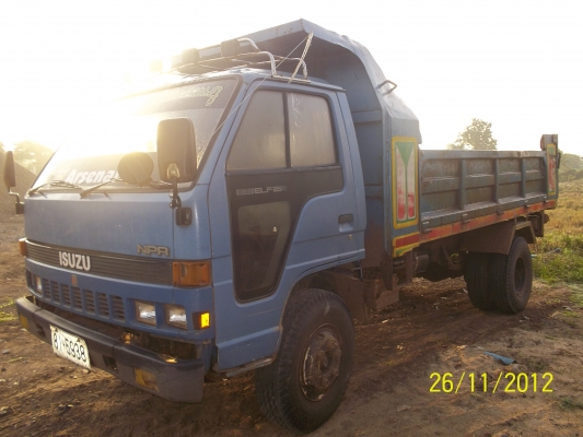 ขาย6ล้อดั๊ม   npr   เครื่อง   4be1พวงมาลัยเพาเวอร์