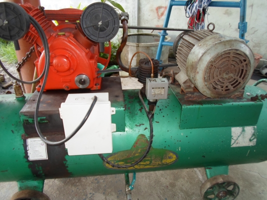 ปั๊มลม ฟูเซ็ง  200  ลิตร  ขาย  32,000  ด่วน !!!!!