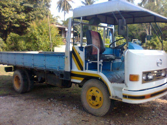 ขายหกล้อ 85 เครื่องอีสุ พร้อมใช้งาน ขายหกล้อ 85 เครื่องอีสุ พร้อมใช้งาน