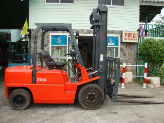 ขายรถโฟล์คลิฟท์ NISSAN FD30 เสาสูง 4 เมตร เครื่องยนต์ดีเซล เกียร์ธรรมดา ขายรถโฟล์คลิฟท์ NISSAN FD30 เสาสูง 4 เมตร เครื่องยนต์ดีเซล เกียร์ธรรมดา