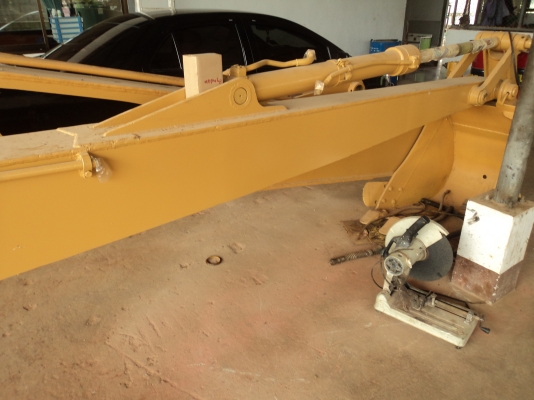 ขาย บูม อาร์ม พร้อมบุ๊งกี๋ CAT