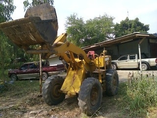 ขายรถตัก KOMATSU JH30 สภาพพร้อมใช้งาน เครื่องปั้มแรงดี ชีเรียล7xxxกว่าเอกสารสัญญาซื้อขาย