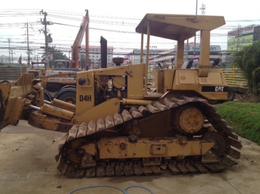 ขายแทรตเตอร์ D 4 H ตีนเป็ด ขายแทรตเตอร์ D 4 H ตีนเป็ด