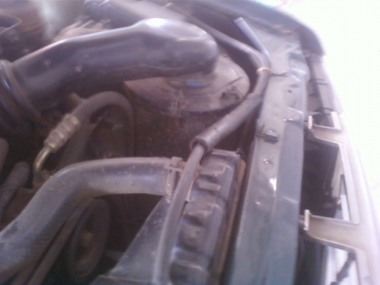 ต้องการขายรถกระบะถูก  ไม่ค่อยได้ใช้งานขายครับ แป๊ะยิ้ม มังกรทอง 2.5