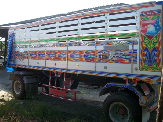 ขายลูกพ่วง สองเพลา  สภาพดี  กระบะอลูมิเนียม  ยาว  6.20  เมตร  ยางใหม่