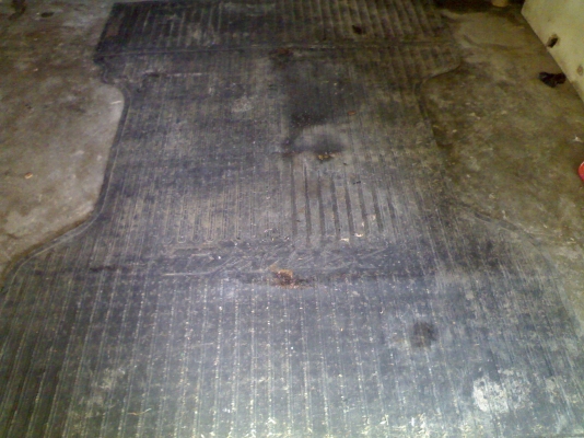 แผ่นยางปูพื้นกะบะตอนเดียว D-MAX