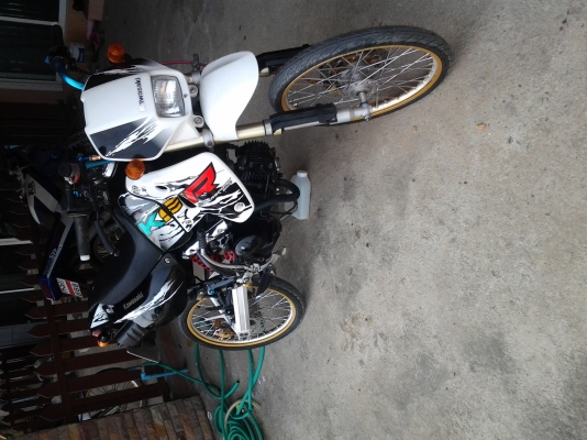 ขายKSR ล้อ17 did เครืองเงียบ สีสวย ศูนตรง สภาพตามรูปสนใจติดต่อได้คับ ขายKSR ล้อ17 did เครืองเงียบ สีสวย ศูนตรง สภาพตามรูปสนใจติดต่อได้คับ