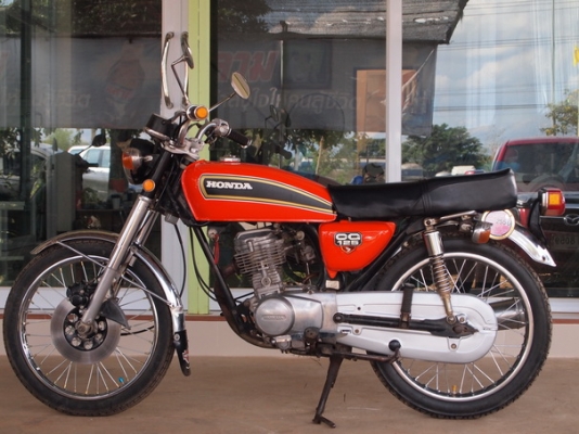 ขายรถ Honda CG125cc. รุ่นดิสหน้า  (หายากน่าสะสม) เดิมๆ มีทะเบียนพร้อมโอน