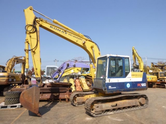 ขายด่วน Komatsu PC120-5  อาร์มพิเศษ เก่าญี่ปุ่นสภาพสวย  ยังไม่เคยใช้งานในไทย