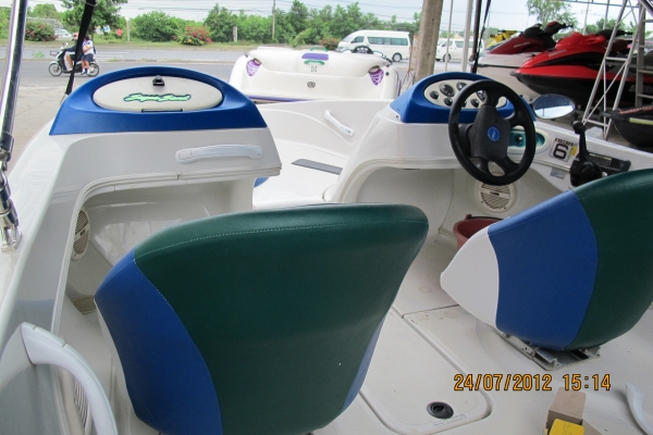 -ผ่อนได้- ขายเรือหลุดมัดจำ JETBOAT TANGO เครือง MERCURY 175 V6 หัวฉีด เรือนำเข้า