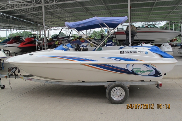 -ผ่อนได้- ขายเรือหลุดมัดจำ JETBOAT TANGO เครือง MERCURY 175 V6 หัวฉีด เรือนำเข้า