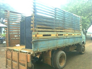 ขายหกล้อ ISUZU เครื่อง 100 แรง คานหน้าหลัง F กะบะไม้ ทะเบียนพร้อม