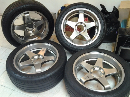 ขายแม็กซ์ ขอบ20 พร้อมยาง ยกชุด 23000 ขายทิ้งครับ