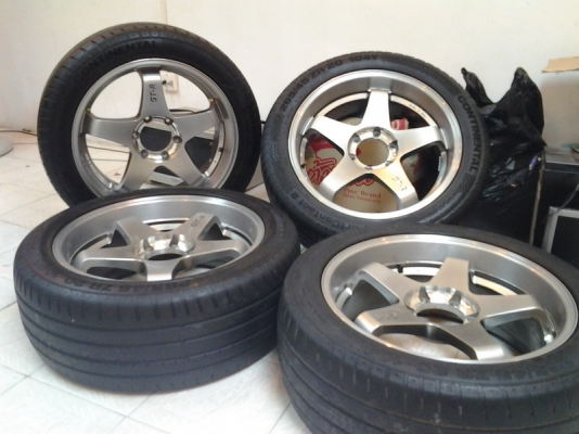 ขายแม็กซ์ ขอบ20 พร้อมยาง ยกชุด 23000 ขายทิ้งครับ