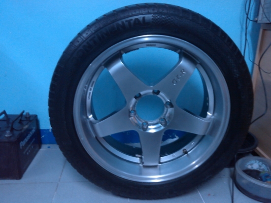 ขายแม็กซ์ ขอบ20 พร้อมยาง ยกชุด 23000 ขายทิ้งครับ