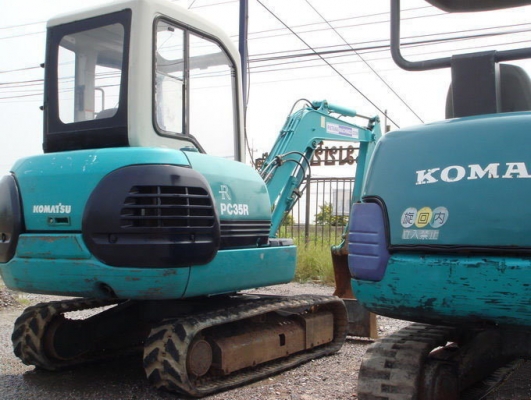 รถขุด PC35R-8 โทร.0927826142,034886118 www.patanamachine.com