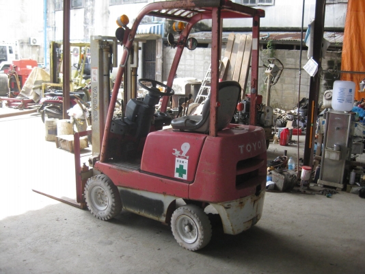 ขายรถยกFORKLIFT TOYOTA 403FG9 E.5K  0.9TONพร้อมใช้งาน