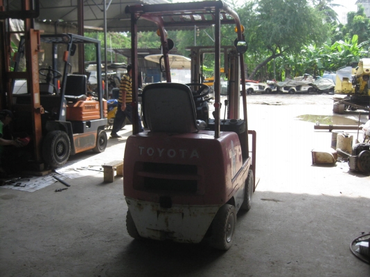 ขายรถยกFORKLIFT TOYOTA 403FG9 E.5K  0.9TONพร้อมใช้งาน
