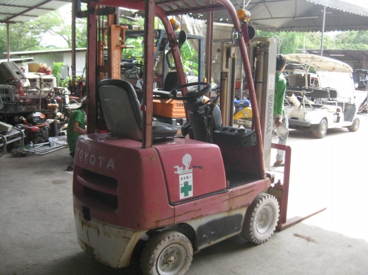 ขายรถยกFORKLIFT TOYOTA 403FG9 E.5K  0.9TONพร้อมใช้งาน