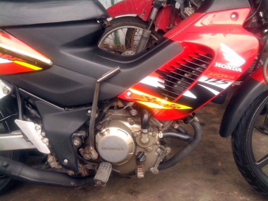 ขออนุญาติขาย Honda Sonic 125 cc.สีแดง ล้อแม็ก