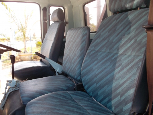 ขายรถบรรทุก 6 ล้อใหญ่ ขายรถบรรทุก 6 ล้อใหญ่