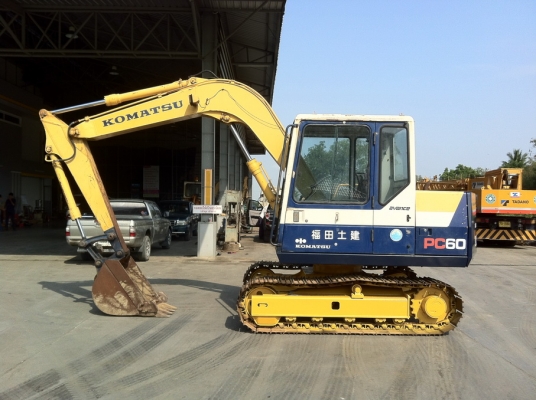 ขาย PC60-6 เก่าญี่ปุ่น นำเข้าเองมีเอกสารยืนยัน ราคาไม่แพง