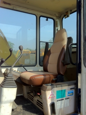 ขาย PC60-6 เก่าญี่ปุ่น นำเข้าเองมีเอกสารยืนยัน ราคาไม่แพง