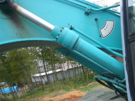 ขายแบคโฮ SK100-3 นำเข้าจากนอก  สภาพดีพร้อมใช้งานสนใจโทรหาเจี๊ยบเลยค่ะ  087-3310254  ค่ะ