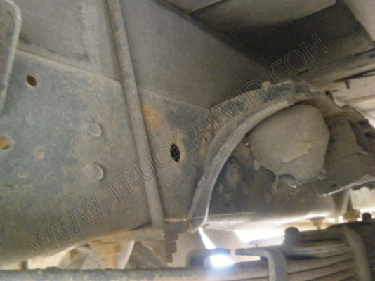 รถสองแถว 4 ล้อใหญ่ ยี่ห้อ ISUZU