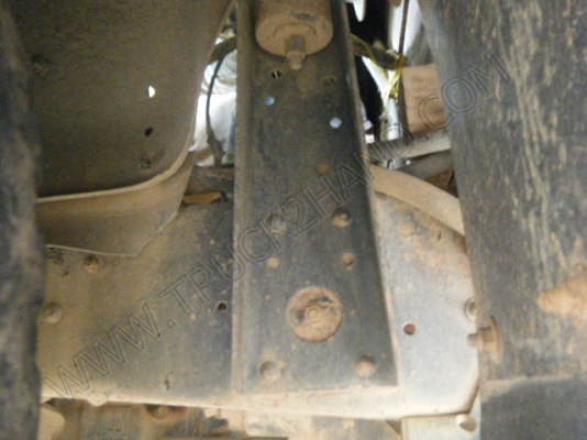 รถสองแถว 4 ล้อใหญ่ ยี่ห้อ ISUZU