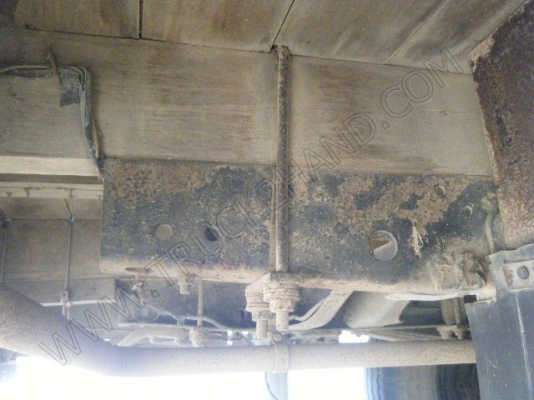 รถสองแถว 4 ล้อใหญ่ ยี่ห้อ ISUZU