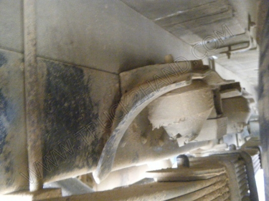 รถสองแถว 4 ล้อใหญ่ ยี่ห้อ ISUZU