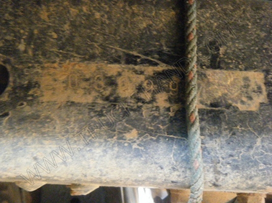 รถสองแถว 4 ล้อใหญ่ ยี่ห้อ ISUZU