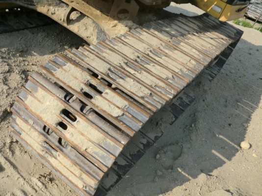 ขยรถขุดนำเข้าจากญี่ปุ่น CATERPILLAR 320 สนใจสั่งจองหรือสอบถามได้ค่ะ โทร 087-3310254  เจี๊ยบค่ะ