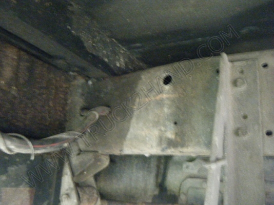 รถสองแถว 4 ล้อใหญ่ ยี่ห้อ ISUZU รถสองแถว 4 ล้อใหญ่ ยี่ห้อ ISUZU