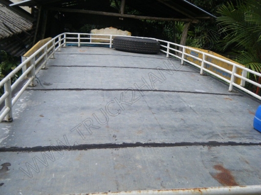 รถสองแถว 4 ล้อใหญ่ ยี่ห้อ ISUZU รถสองแถว 4 ล้อใหญ่ ยี่ห้อ ISUZU