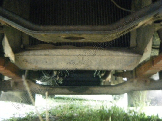 รถสองแถว 4 ล้อใหญ่ ยี่ห้อ ISUZU รถสองแถว 4 ล้อใหญ่ ยี่ห้อ ISUZU