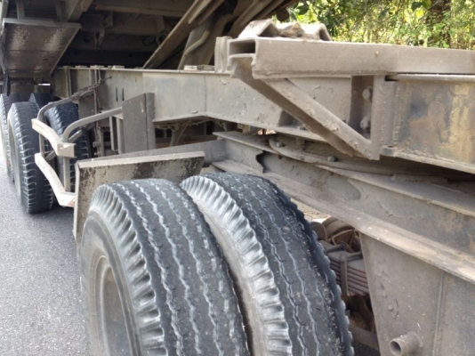 รถอิซูซุ 10 ล้อดั๊ม 320 แรงม้า ปี 50 ( ขายแม่ลูก ) สนใจติดต่อ 081 - 6079515