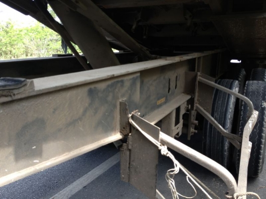 รถอิซูซุ 10 ล้อดั๊ม 320 แรงม้า ปี 50 ( ขายแม่ลูก ) สนใจติดต่อ 081 - 6079515