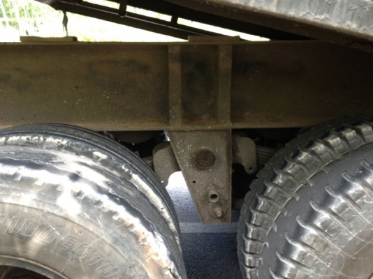 รถอิซูซุ 10 ล้อดั๊ม 320 แรงม้า ปี 50 ( ขายแม่ลูก ) สนใจติดต่อ 081 - 6079515