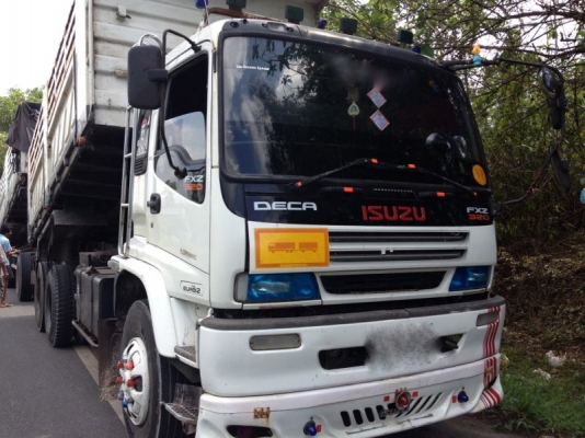 รถอิซูซุ 10 ล้อดั๊ม 320 แรงม้า ปี 50 ( ขายแม่ลูก ) สนใจติดต่อ 081 - 6079515