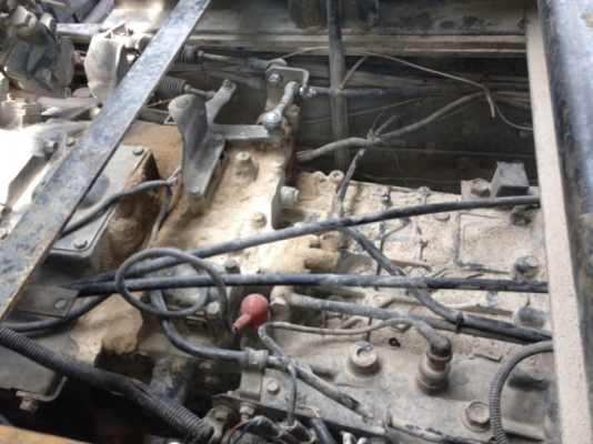 รถอิซูซุ 10 ล้อดั๊ม 320 แรงม้า ปี 50 ( ขายแม่ลูก ) สนใจติดต่อ 081 - 6079515