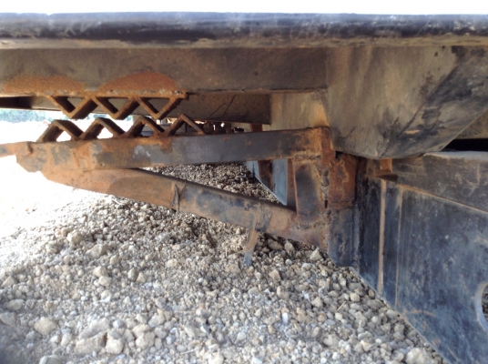 ขายกระบะดั๊มพ์สามมิตร