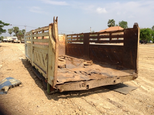 ขายกระบะดั๊มพ์สามมิตร