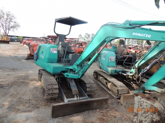 KOMUTSU PC 20-7